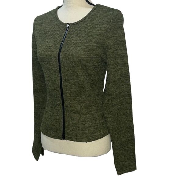 SHEIN Slayr Plus Zip Up Split Cuff Tee - Picture 3 of 12